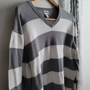 Old Navy Sweater
